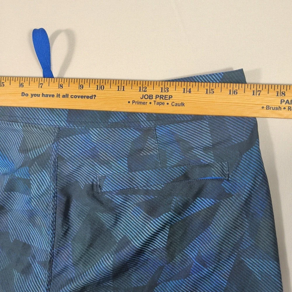 Prana Board Shorts Mens 32 Blue Geometric Abstract Quick Dry UPF 50+ Swim Trunks